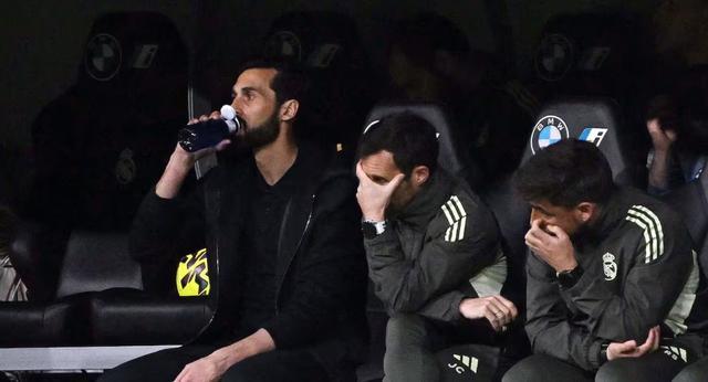 开云体育-阿斯:皇马正处于悬崖边,教练和球员们都对球队前景缺乏信心